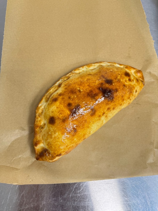 Закрытая пицца Мясная