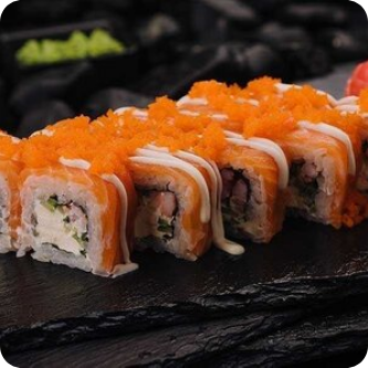 Ролл Филадельфия с креветкой и икрой