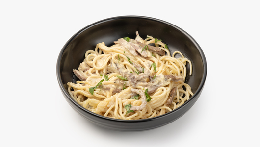 Паста в сливочно-горчичном соусе с томлёной су-вид говядиной