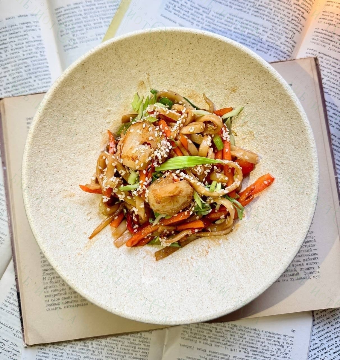 Вок с креветкой