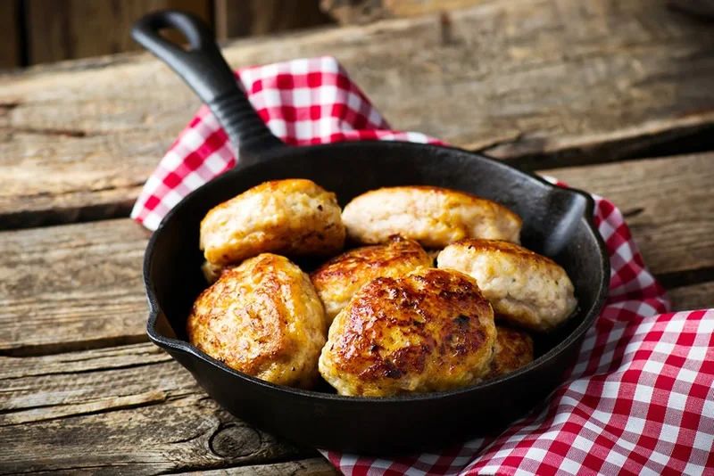 Котлеты с макаронами