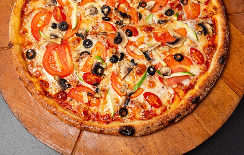 Пицца 33см вкусная