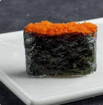 Суши традиционные Икра летучей рыбы