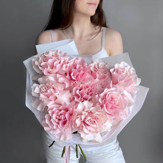 Нежный букет розовая французская роза Пинк Мондиаль