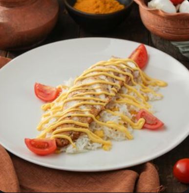 Стейк из курицы на рисовой подушке