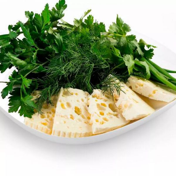 Брынза с зеленью 