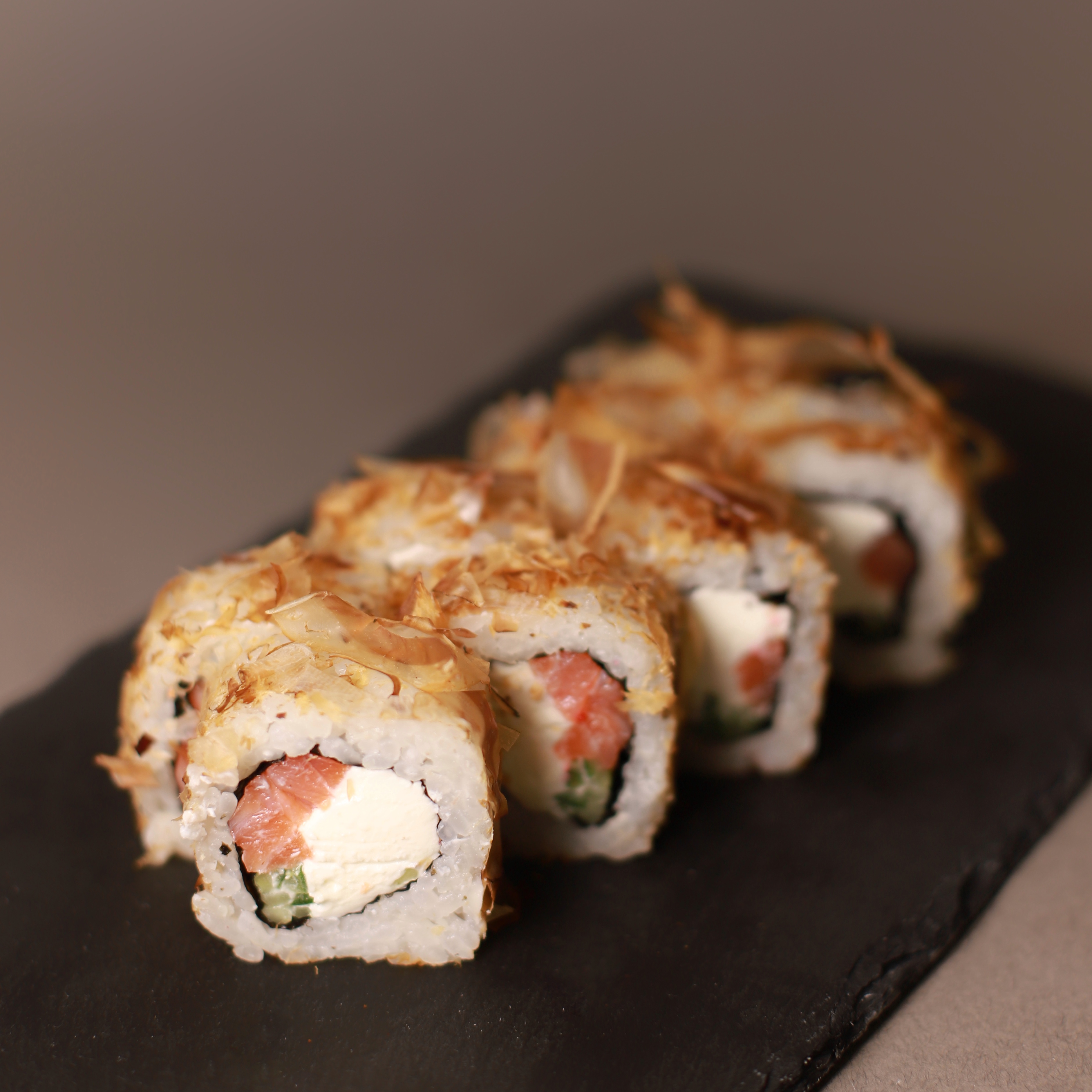 Бонито с лососем