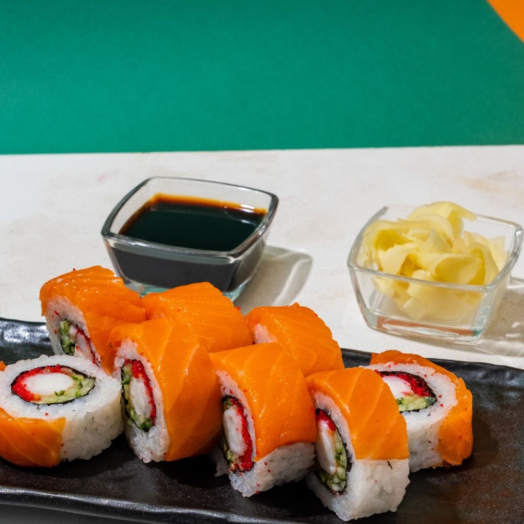 Едоки креветка-лосось