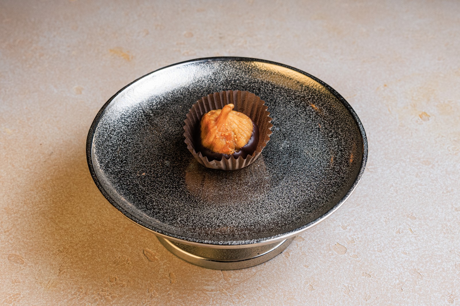 Конфета с инжиром