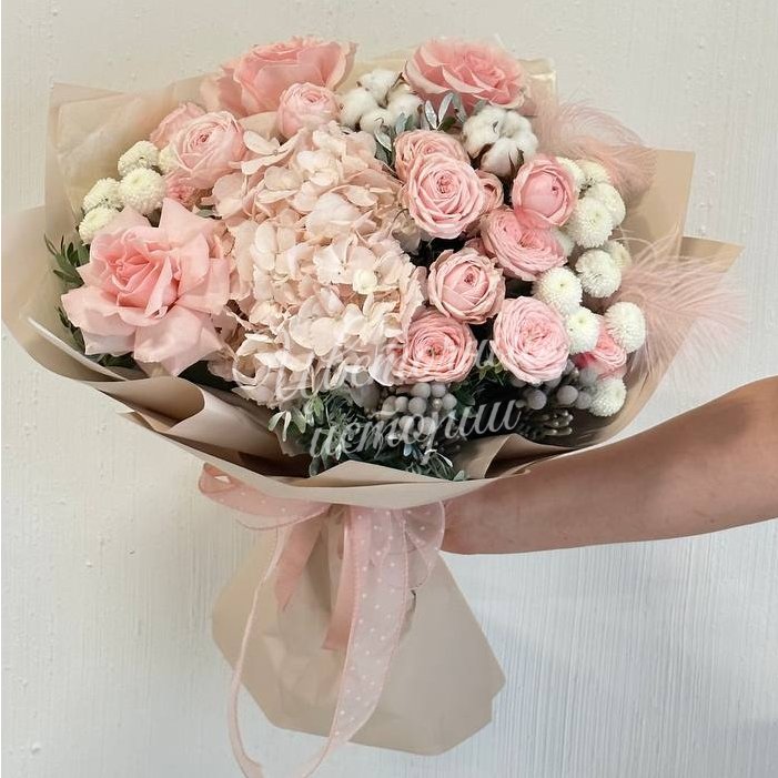Сборный букет «Розовая гармония»