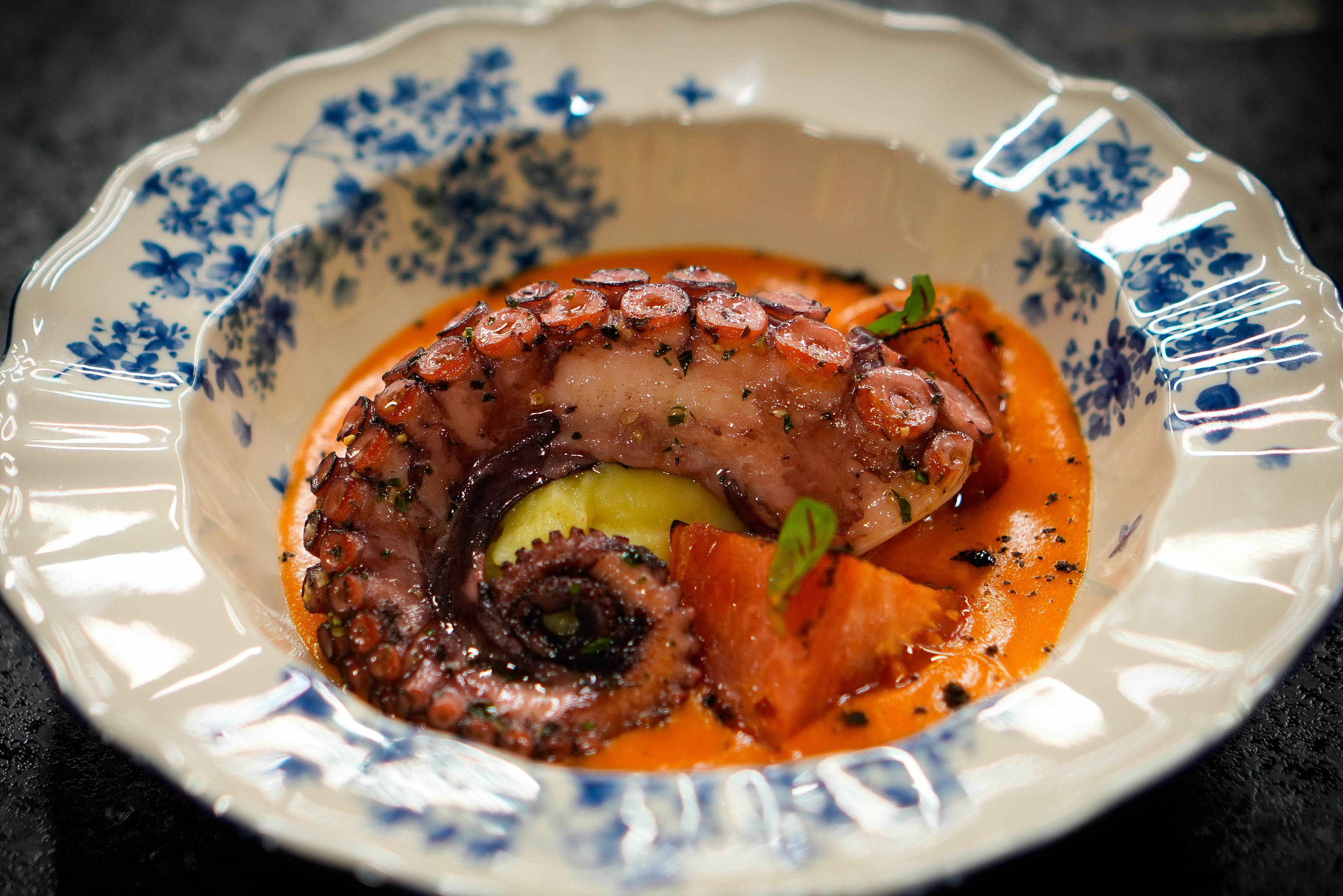 Осьминог в соусе ромеско