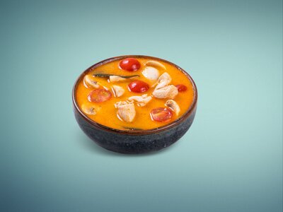 Том ям с курицей