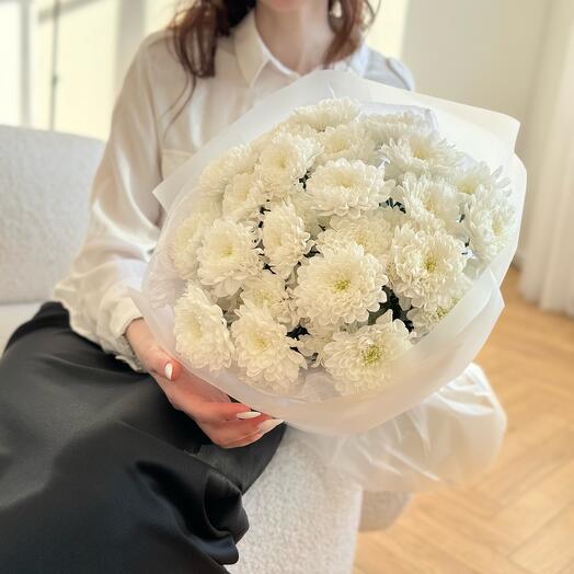 Моно-букет из 7 хризантем