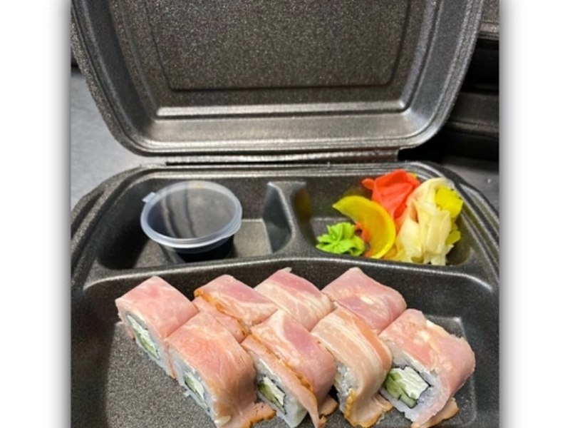 Бекон ролл с курицей копченой