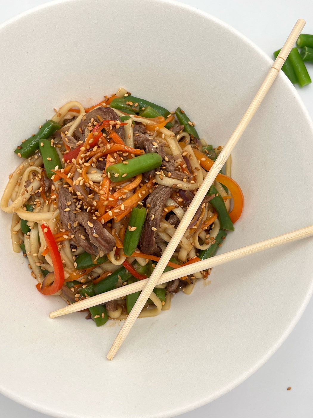 WOK Удон с говядиной в устричном соусе