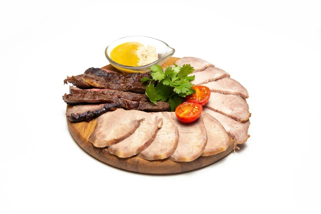 Мясная нарезка по-Мегрельски