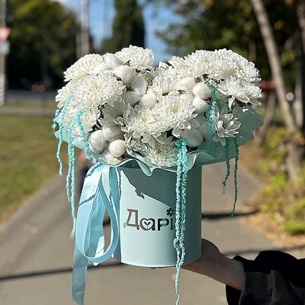 №29 Сердце из Хризантем с воздушным хлопком