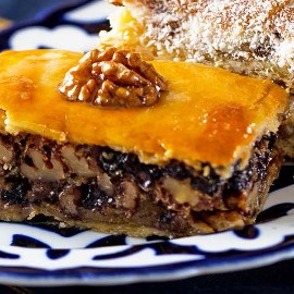 Пахлава с курагой