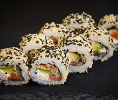 Ролл кунжутный Дракон
