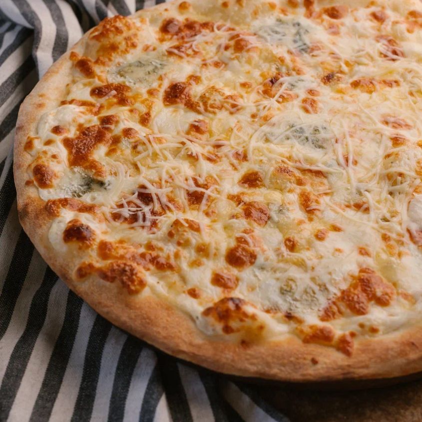 Пицца Сырная