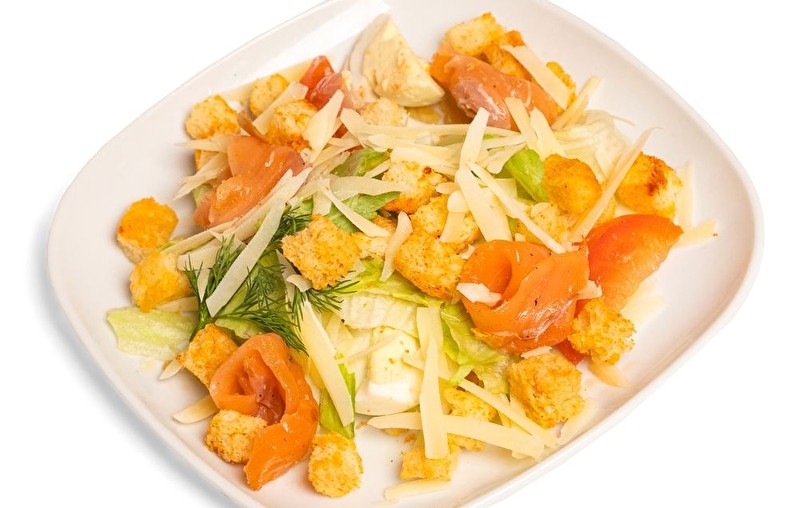 Салат «Цезарь» с с/с семгой