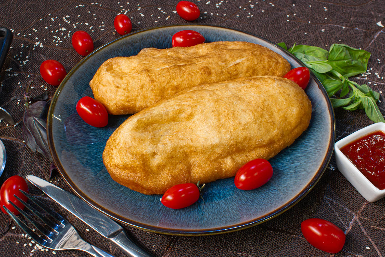 Пирожок с капустой