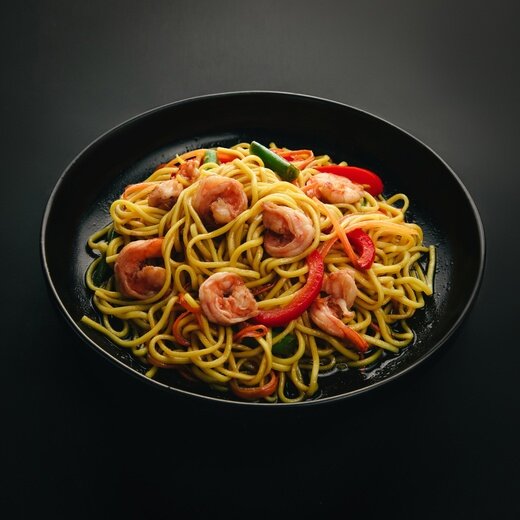 Яичная лапша с креветками
