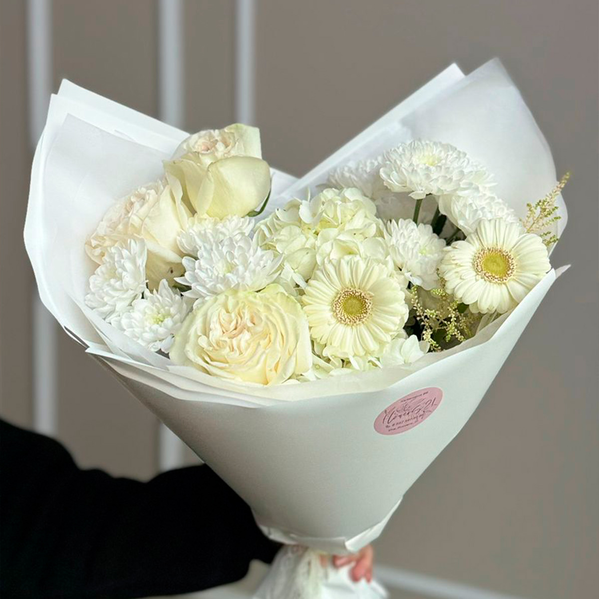 Сборный букет Артикул: Б-1124-16(предзаказ)