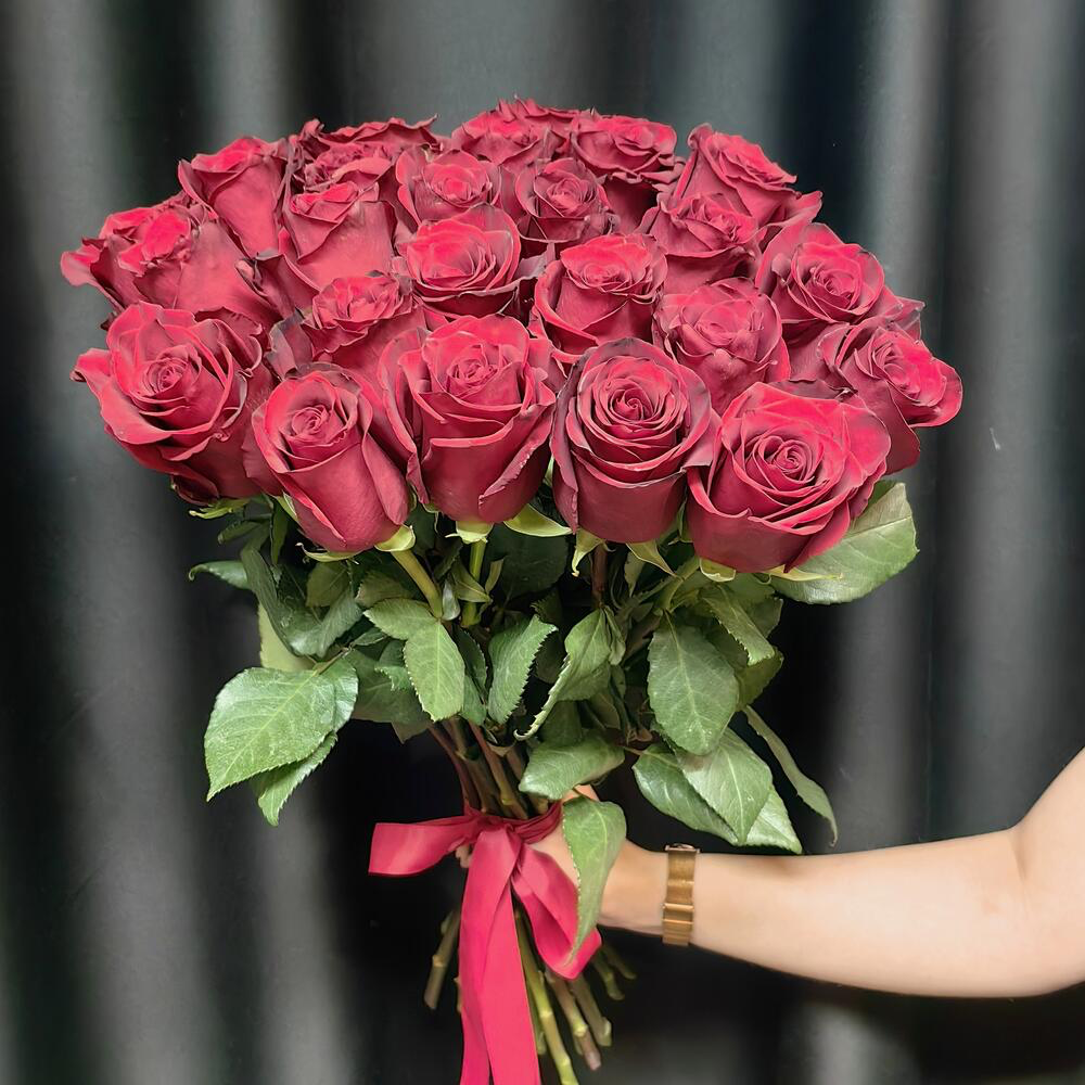 Букет из 25 красных роз для мамы (код 15)