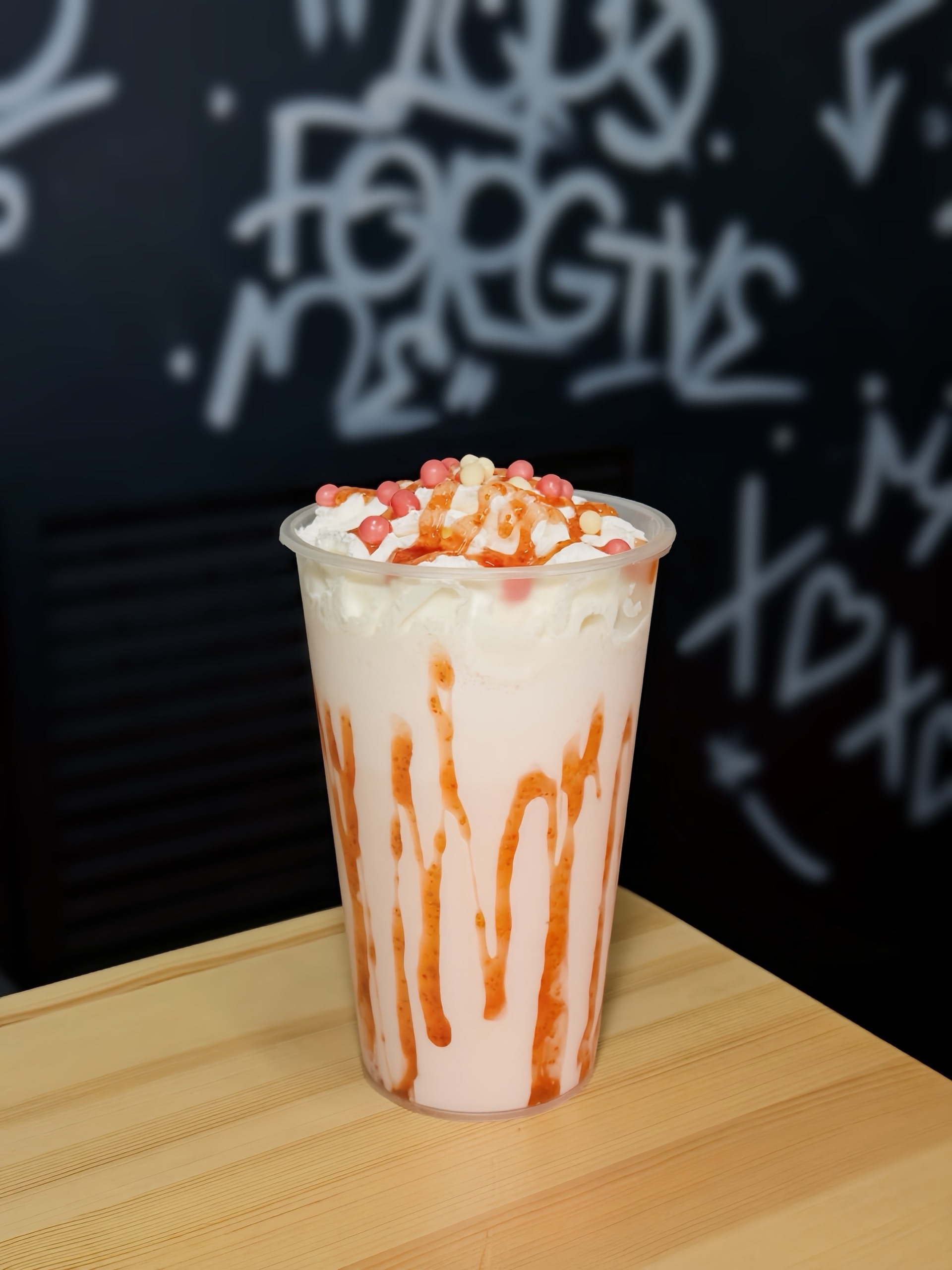 Клубничный Милкшейк 