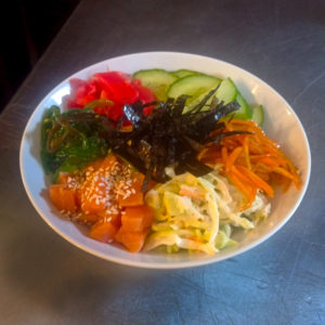 Поке с лососем