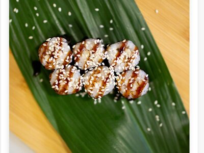 Ролл с угрем