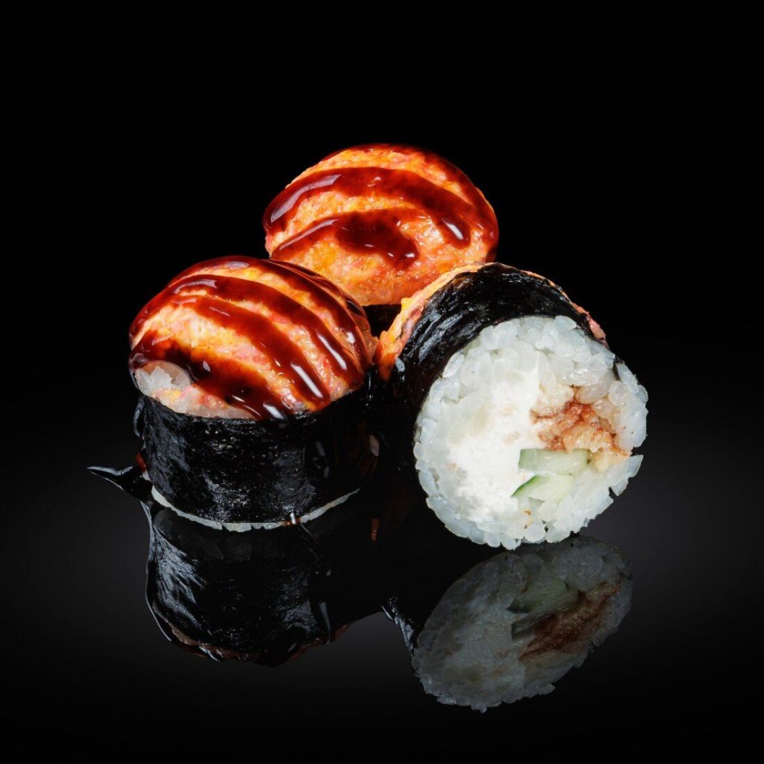 Запечённый с угрём 290г