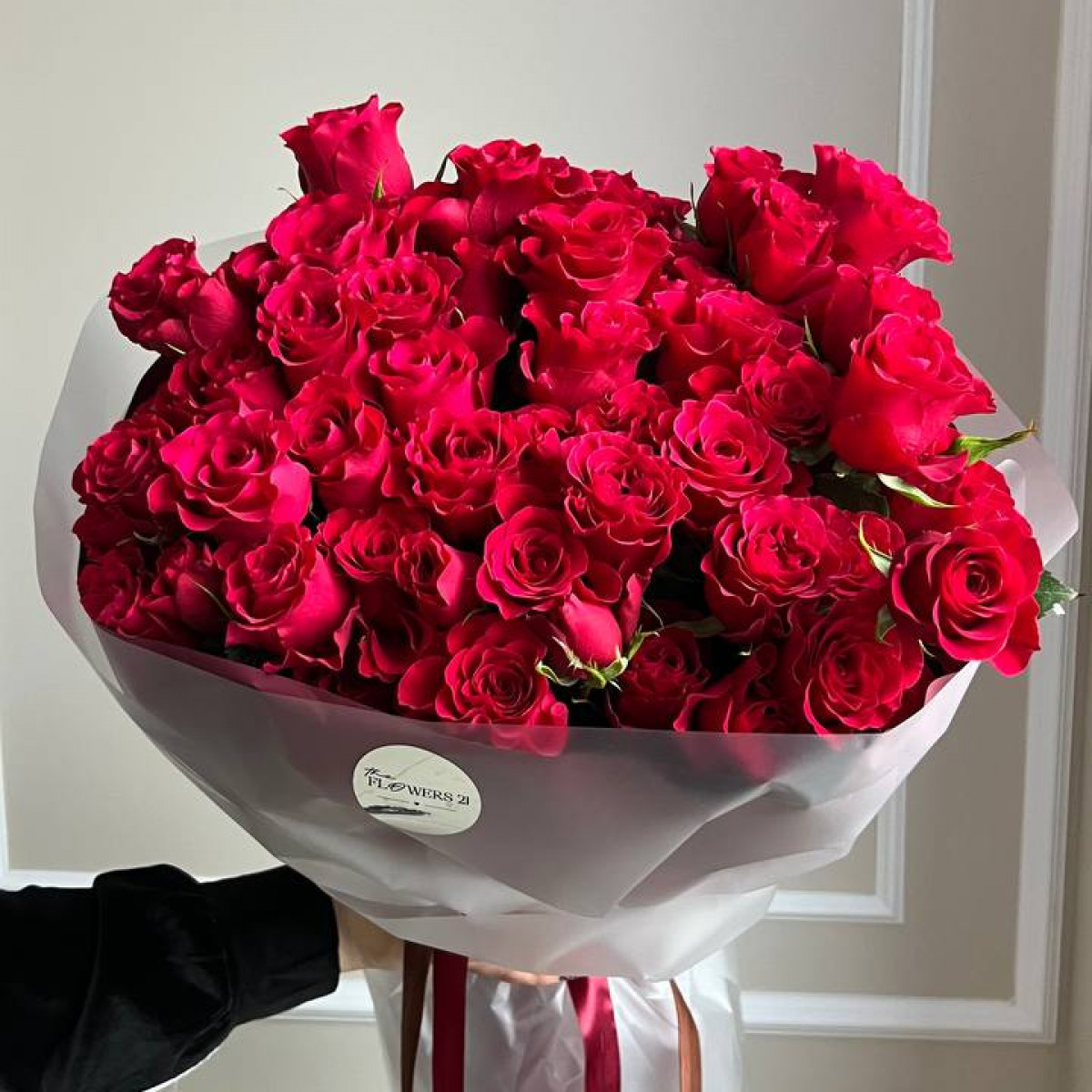 Моно букет из кустовых роз 33 (предзаказ)