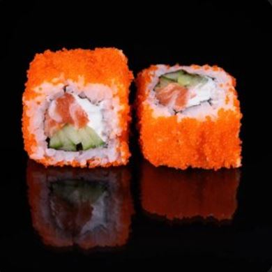 Ролл Калифорния с лососем