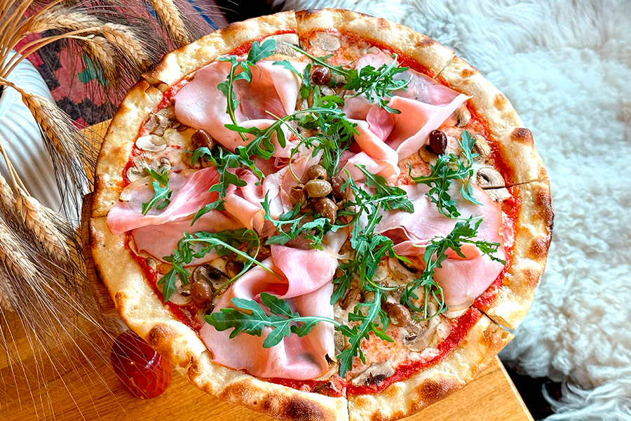 Прошутто котто и грибы