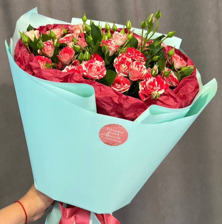 7 Кустовых Роз