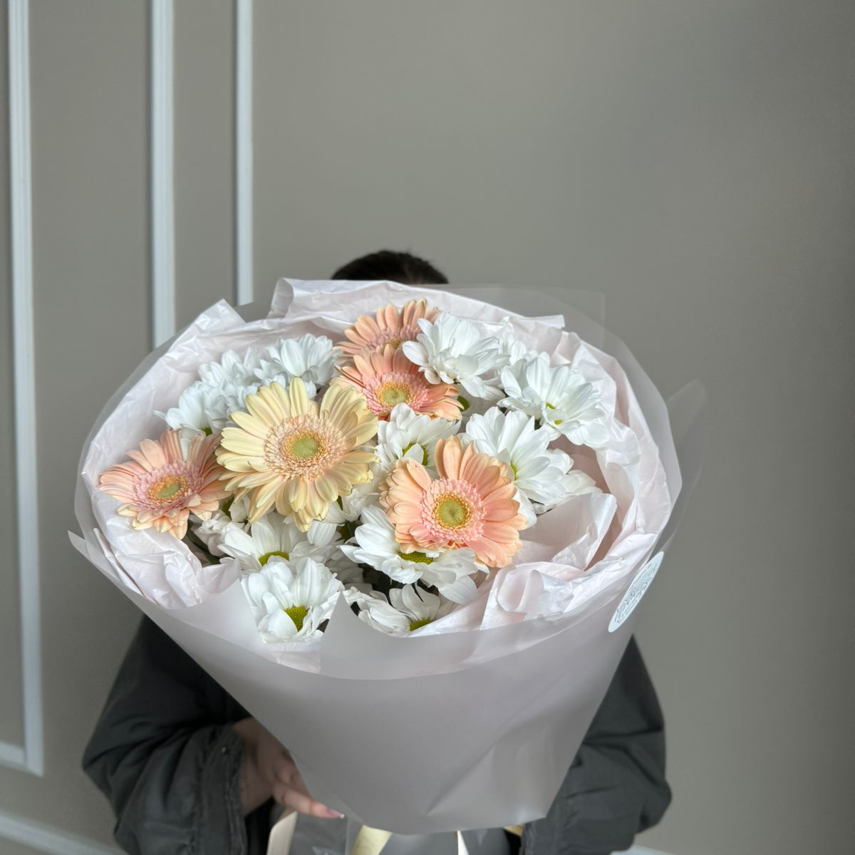 Авторский букет (предзаказ) 680