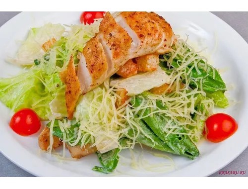 Салат "цезарь с курицей"