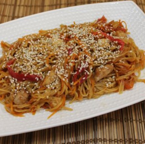 Лапша Wok классич. со свин. в соусе терияки