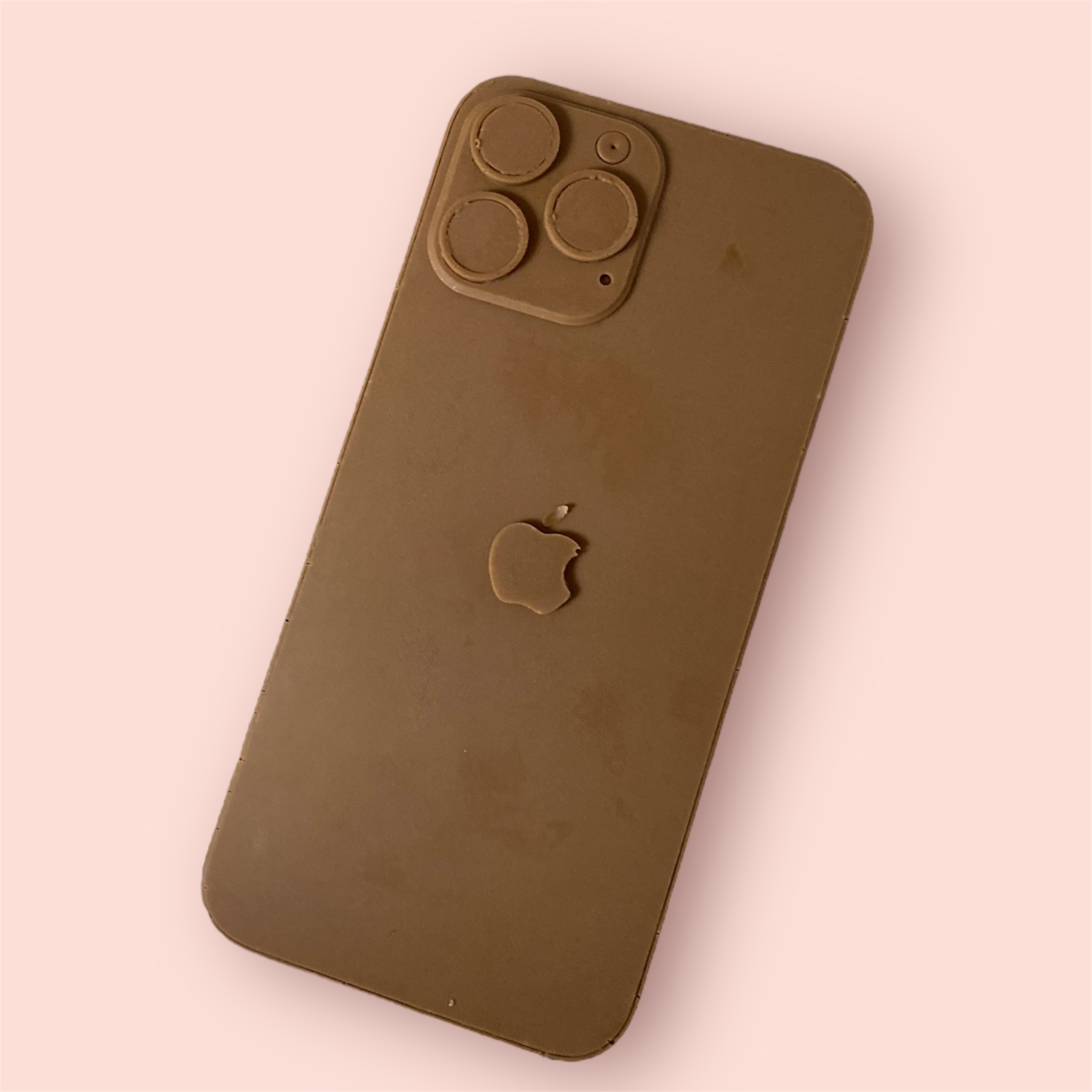 Телефон из шоколада прикол 