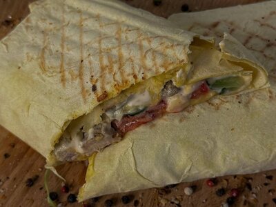 Шаурма сырная со свининой