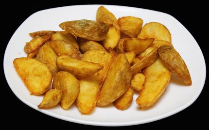Картофельные дольки (по-деревенски)
