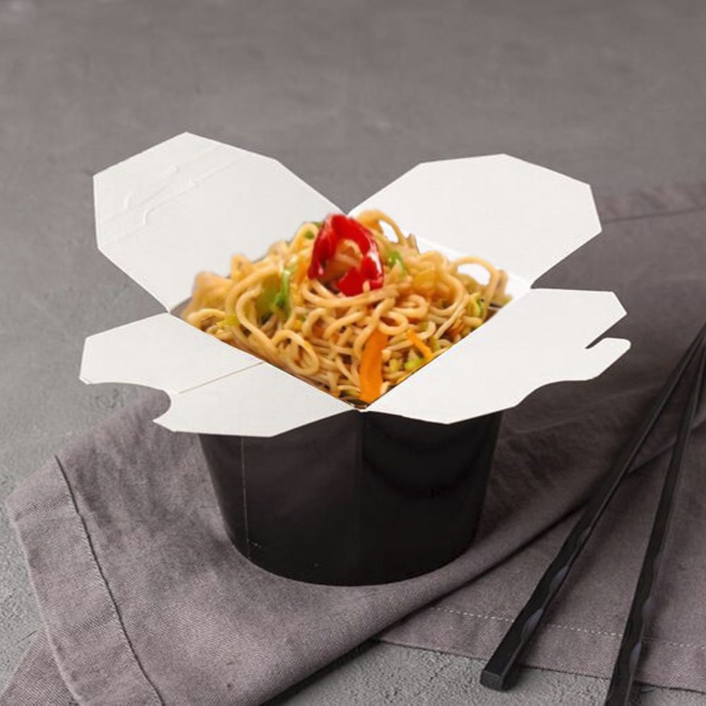 WOK с лапшой и овощами