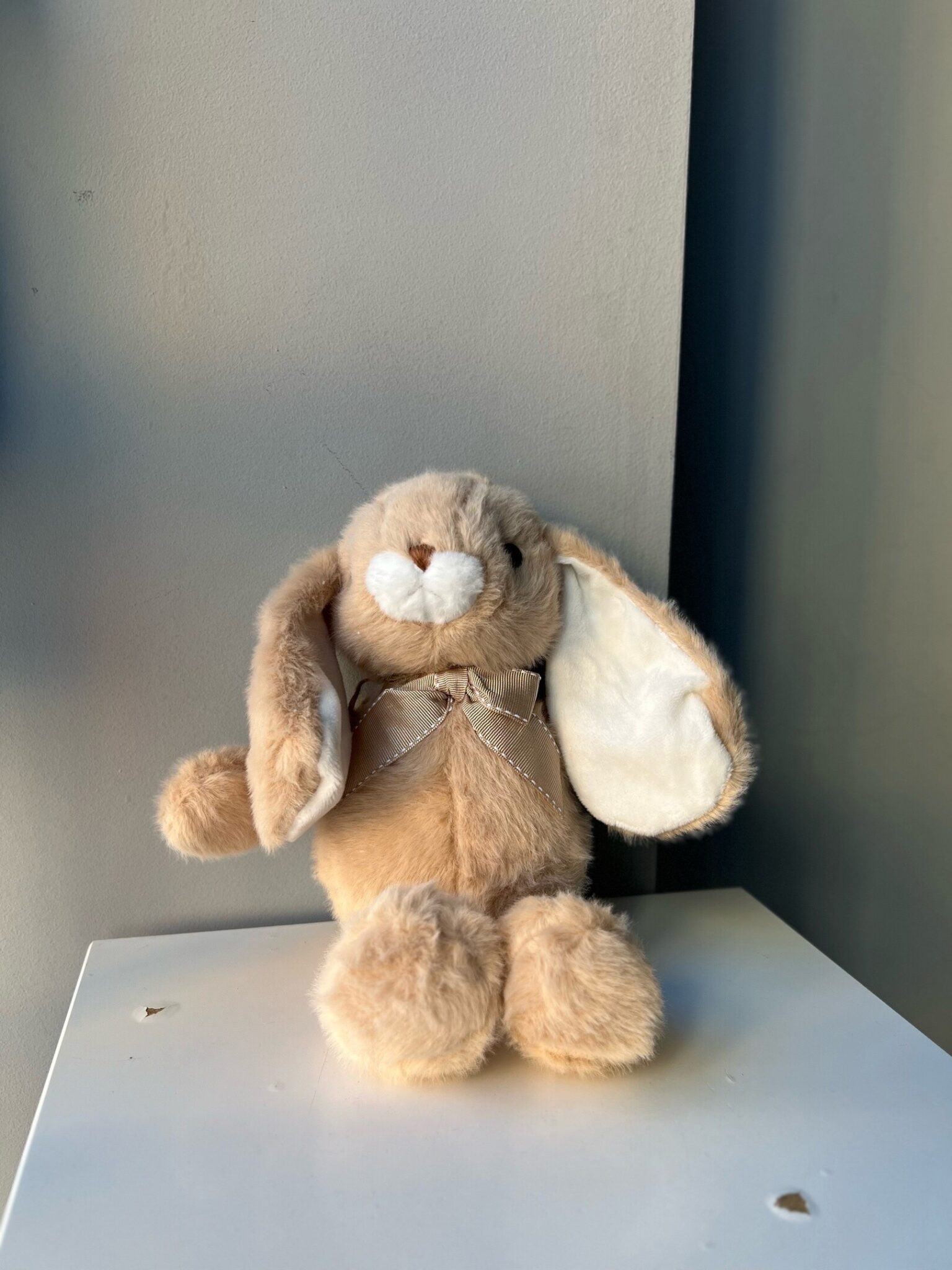 Игрушка заяц с бантиком 3229-20