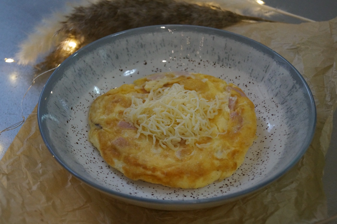 Омлет с ветчиной и сыром