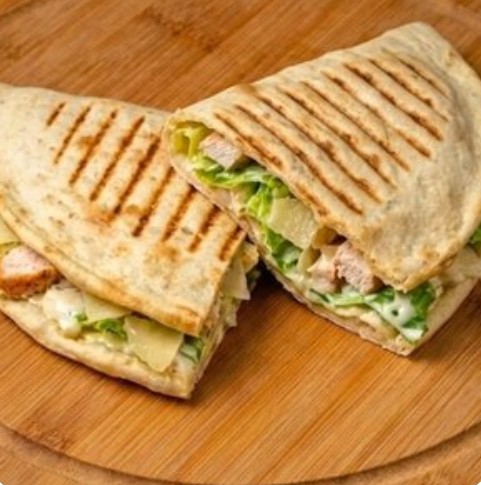 Закрытая пицца Цезарь