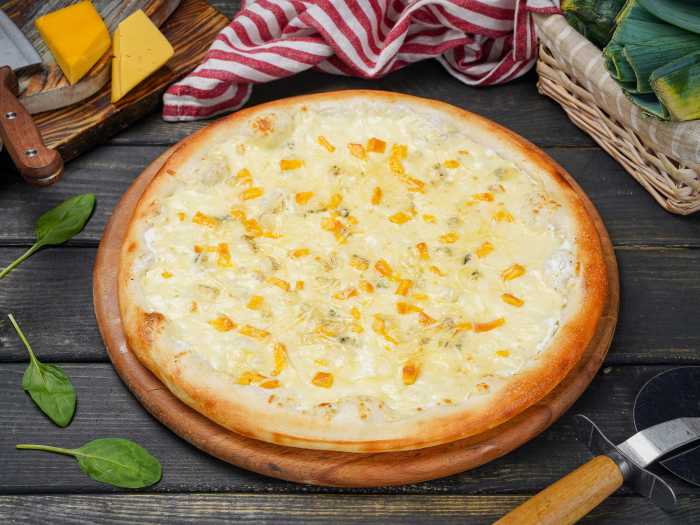 Пицца Квадро Формаджи