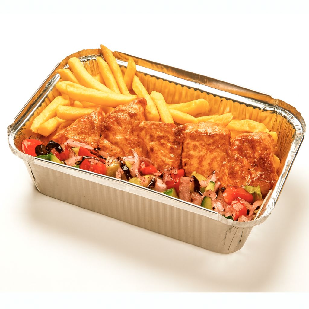 Шашлык свиной с картофелем фри и салатом