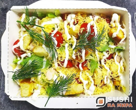 Салат Цезарь с копченной грудкой цыпленк
